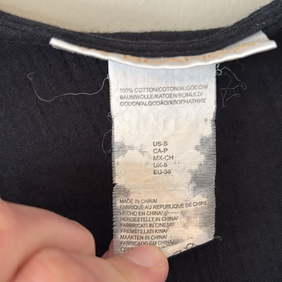 La Blanca Black Lacy V Neck Swim Coverup - Size S - Picture 5 of 7